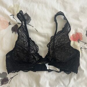 Simone Perele Black Lace Bralette with Floral Motif